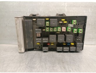 Recambio de caja reles / fusibles para chrysler voyager (rg) 2.8 crd cat referencia OEM IAM 05144579AC  