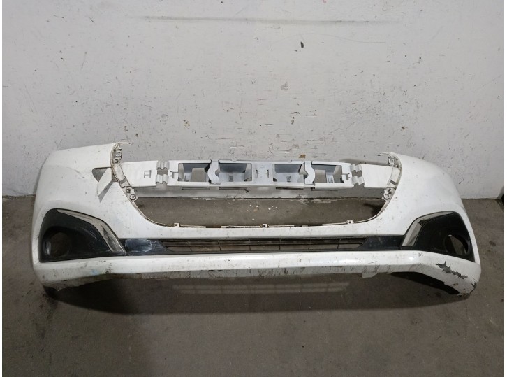 Recambio de paragolpes delantero para peugeot 208 1.2 12v vti referencia OEM IAM 1613478880 1613478880 