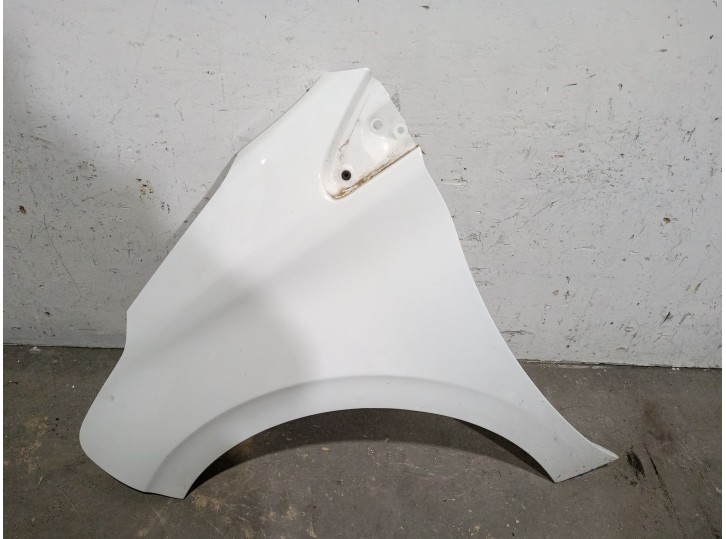 Recambio de aleta delantera izquierda para peugeot 208 1.2 12v vti referencia OEM IAM 9672994980 9672994980 