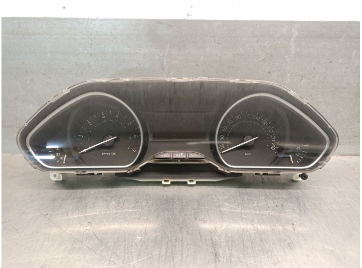 Recambio de cuadro instrumentos para peugeot 208 1.2 12v vti referencia OEM IAM 9822621180 9813848780 