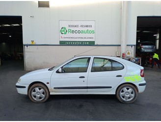 renault megane i fase 2 berlina (ba0) del año 1999