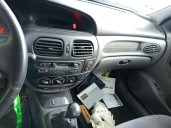 renault megane i fase 2 berlina (ba0) del año 1999