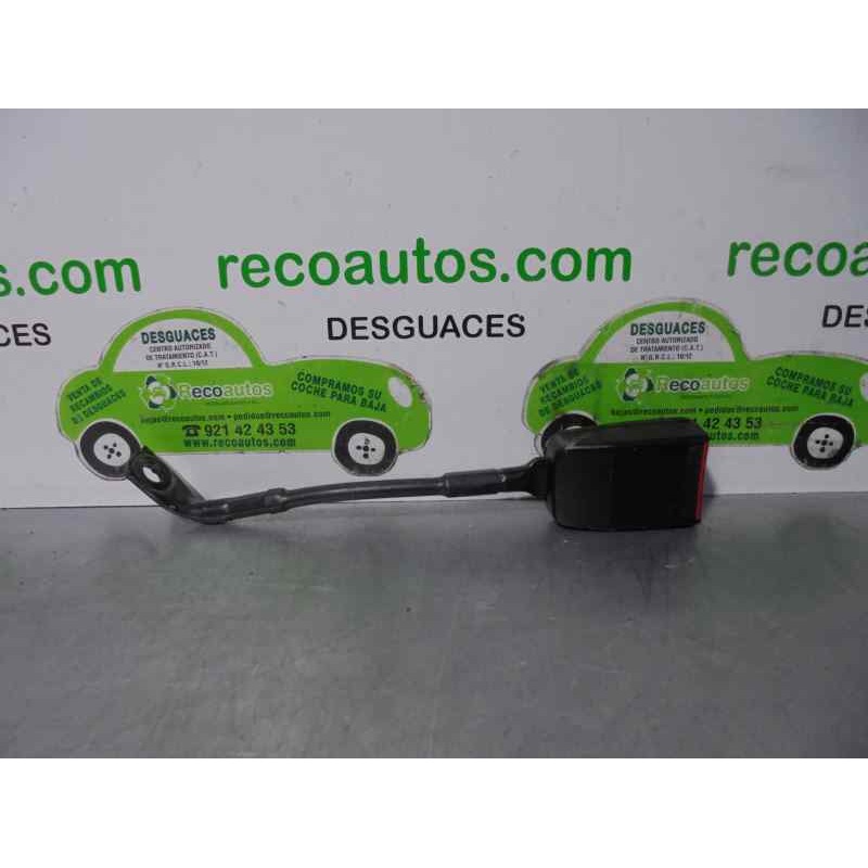 Recambio de enganche cinturon para renault 5 (b/c40) 1.1 referencia OEM IAM 765757 765757 3 PUERTAS