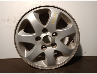 Recambio de llanta para kia carnival ii 2.9 crdi cat referencia OEM IAM K9965C36050 R15X6JJH2OFFSET50 