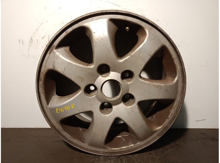 Recambio de llanta para kia carnival ii 2.9 crdi cat referencia OEM IAM K9965C36050 R15X6JJH2OFFSET50 