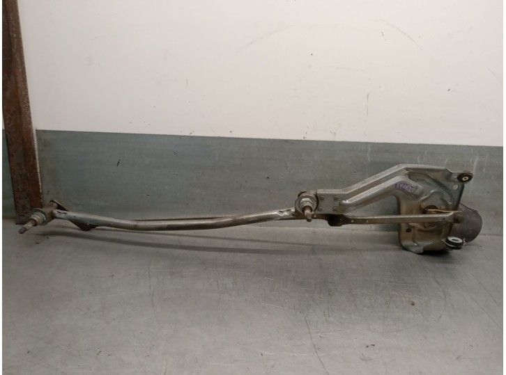 Replacement front wiper motor for Renault Megane I Berlina Hatchback (BA0) 1.6 OEM IAM reference 7701204818 7701204818 