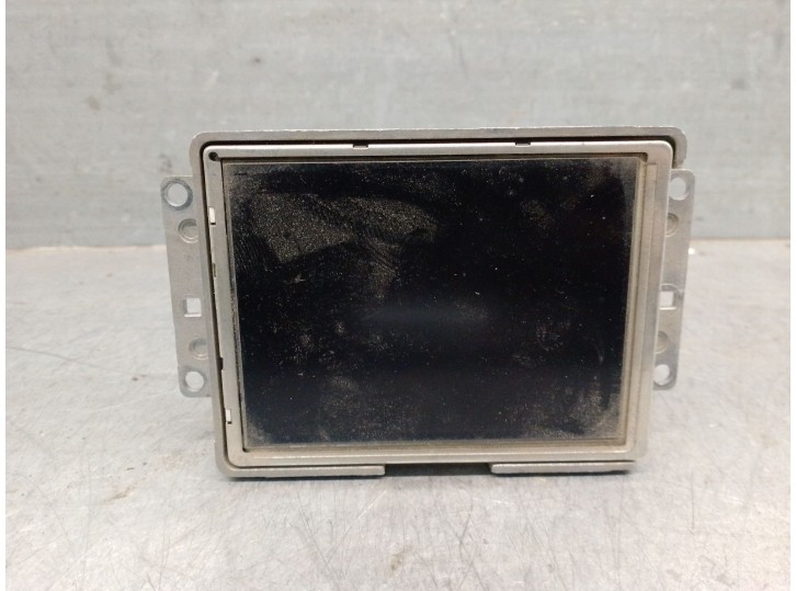 Replacement multifunction screen for Peugeot 607 (S1) 2.2 HDI FAP CAT OEM IAM reference 9631241080 6564FE VDO