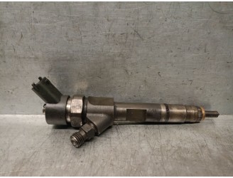 Recambio de inyector para renault scenic ii 1.9 dci diesel referencia OEM IAM 8200100272  0445110110B BOSCH