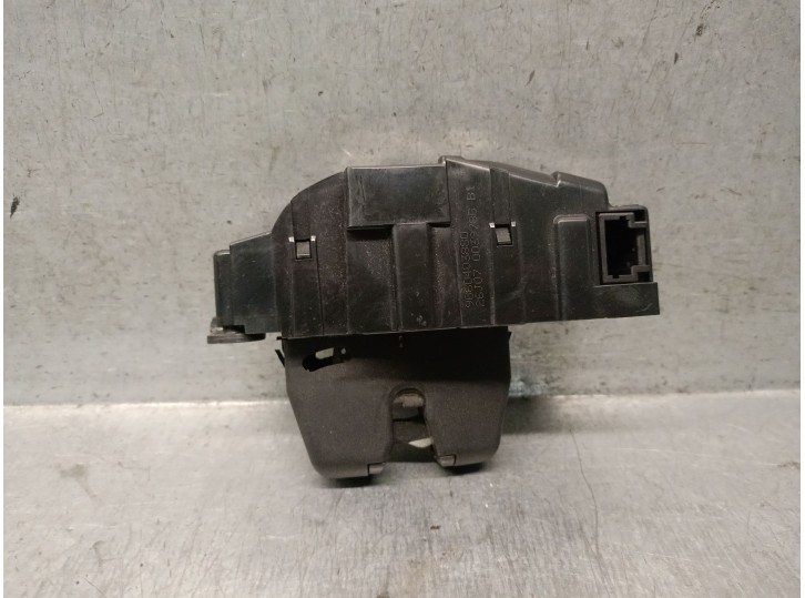 Replacement trunk / tailgate lock for Peugeot 308 I (4A_, 4C_) 2.0 HDi OEM IAM reference 9660403880 8719C5 