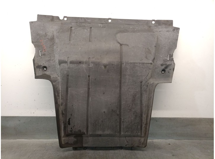 Recambio de cubrecarter para renault megane ii classic berlina confort dynamique referencia OEM IAM 8200115689 8200368372 820011