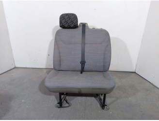 Recambio de asiento delantero derecho para renault trafic ii autobús (jl) 2.0 dci 115 referencia OEM IAM 7701049273 7701049273 