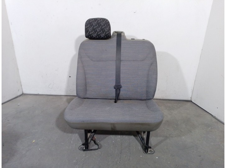 Recambio de asiento delantero derecho para renault trafic ii autobús (jl) 2.0 dci 115 referencia OEM IAM 7701049273 7701049273 