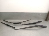 Recambio de brazo limpia delantero derecho para ford transit courier b460 furgoneta/monovolumen 1.5 tdci referencia OEM IAM ET76