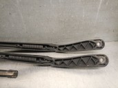 Recambio de brazo limpia delantero derecho para ford transit courier b460 furgoneta/monovolumen 1.5 tdci referencia OEM IAM ET76
