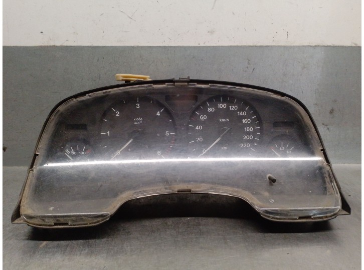 Recambio de cuadro instrumentos para opel zafira a 2.0 dti referencia OEM IAM 24419560 1256220 