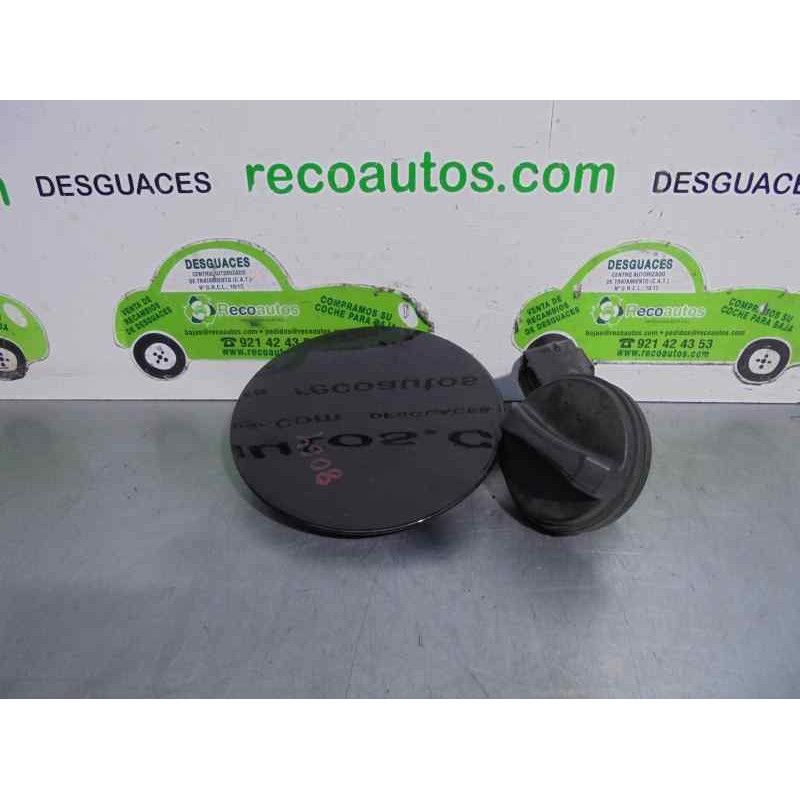 Recambio de tapa exterior combustible para volvo c70 cabriolet 2.4 turbodiesel referencia OEM IAM 30748041  