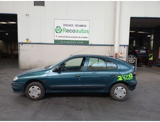 renault megane i berlina hatchback (ba0) del año 1997