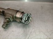 Recambio de inyector para citroën c4 berlina 1.6 16v hdi referencia OEM IAM 027766 0445110566 BOSCH