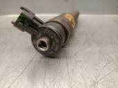 Replacement injector for Citroën C4 Berlina 1.6 16V HDi OEM IAM reference 027766 0445110566 BOSCH