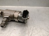 Recambio de inyector para citroën c4 berlina 1.6 16v hdi referencia OEM IAM 027766  0445110566 BOSCH