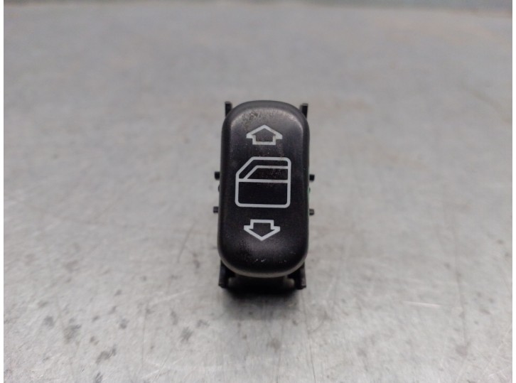 Recambio de mando elevalunas delantero derecho para mercedes-benz slk (r170) 230 kompressor (170.447) referencia OEM IAM 1708201