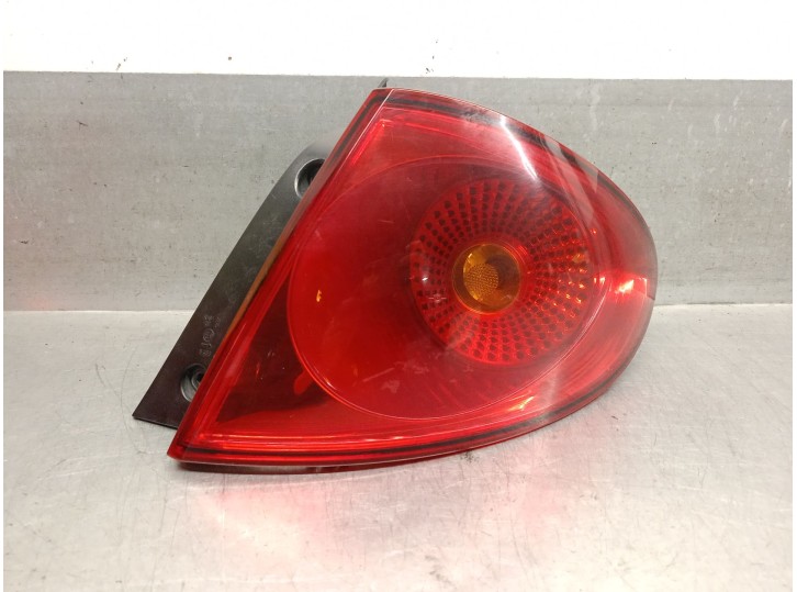 Recambio de piloto trasero derecho para seat toledo iii (5p2) 2.0 fsi referencia OEM IAM 5P5945112A 5P5945112A 