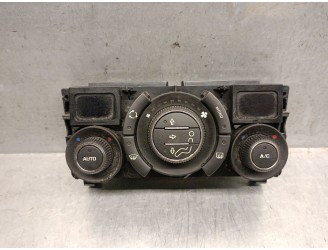 Recambio de mando climatizador para peugeot 308 1.6 16v hdi referencia OEM IAM 96850724XT 6452J4 VALEO