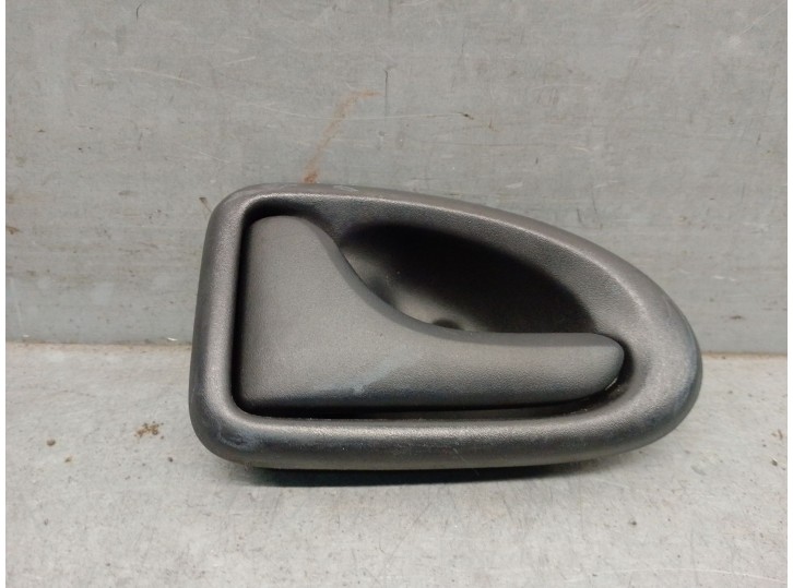 Recambio de maneta interior delantera izquierda para renault megane i fase 2 berlina (ba0) 1.9 dti diesel cat referencia OEM IAM