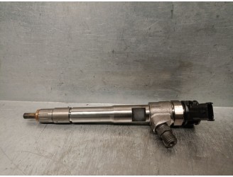 Recambio de inyector para renault trafic iii autobús (jg_) 2.0 dci 110 (jgmw) referencia OEM IAM HMLGT9558R 0445110939 BOSCH