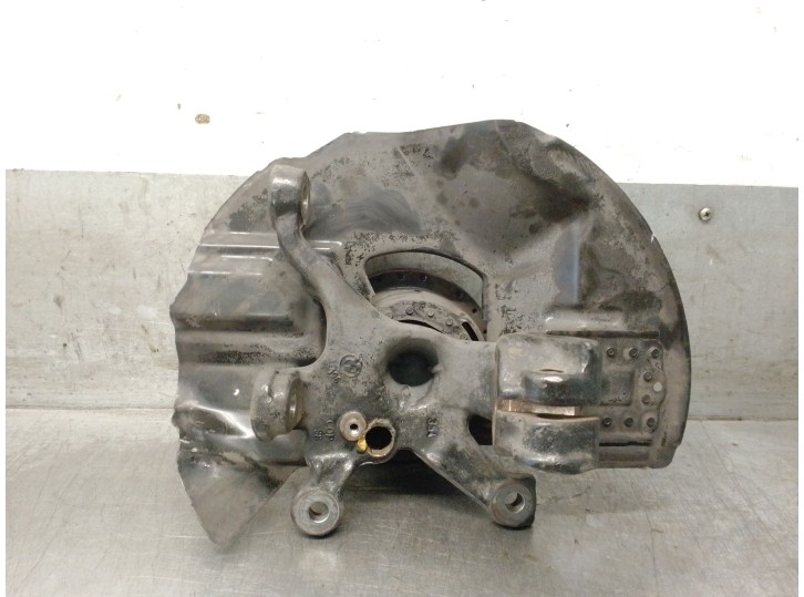 Recambio de mangueta delantera derecha para bmw serie 3 berlina (e46) 318i referencia OEM IAM 31211096430 31211096430 