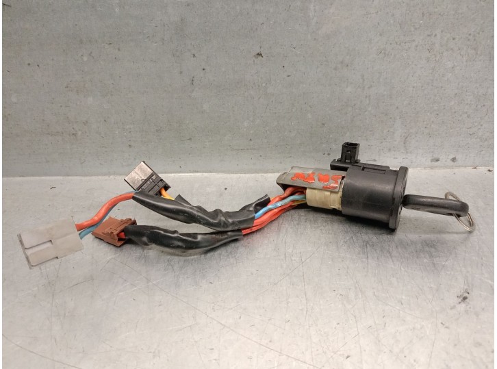Recambio de conmutador de arranque para citroën saxo 1.4 referencia OEM IAM 96285079 96285079 