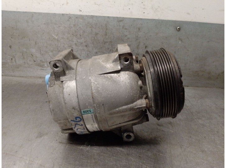 Recambio de compresor aire acondicionado para renault megane i fase 2 classic (la..) 1.9 dci diesel cat referencia OEM IAM 77001