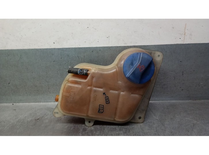 Recambio de deposito expansion para audi a4 avant (b5) 1.9 tdi referencia OEM IAM 8D0121403L 8D0955453AL 