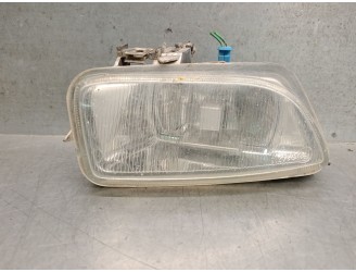 Recambio de faro antiniebla derecho para citroën saxo 1.4 referencia OEM IAM 96183643480 6205N6 