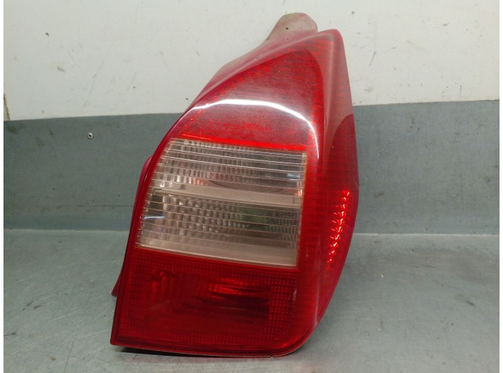 Recambio de piloto trasero derecho para citroën c2 1.4 referencia OEM IAM 9649864480 6350S7 