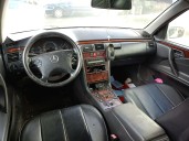mercedes-benz clase e (w210) berlina diesel del año 2001