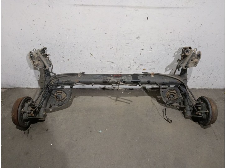 Recambio de puente trasero para nissan note (e11, ne11) 1.5 dci referencia OEM IAM 55501BC64A 55501BC64A 