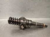 Recambio de inyector para seat leon (1p1) 1.9 tdi referencia OEM IAM 038130073AG  0414720215 BOSCH