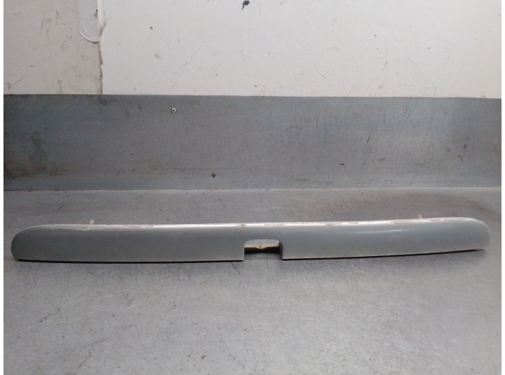 Recambio de molduras traseras para citroën xsara break 1.9 td sx referencia OEM IAM 9568569177 874274 