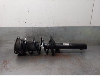 Replacement right front shock absorber for Seat Leon ST (5F8) FR OEM IAM reference 5Q0413023FN 5Q0413023FN 