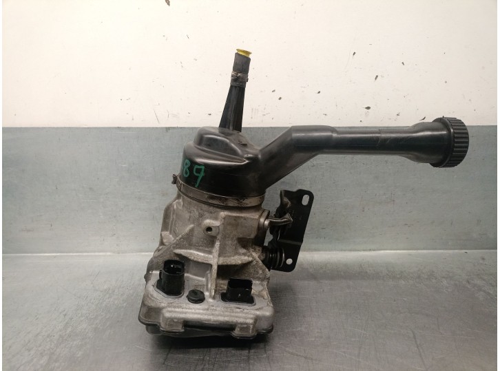 Recambio de bomba direccion para peugeot 308 1.6 16v hdi referencia OEM IAM 9684979180 4007WX A0015321 TRW