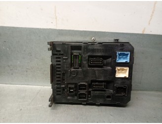 Recambio de caja reles / fusibles para citroën c4 coupe lx referencia OEM IAM 9661940480 
