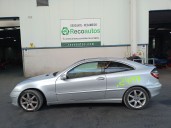 mercedes-benz clase c (w203) sportcoupe del año 2001