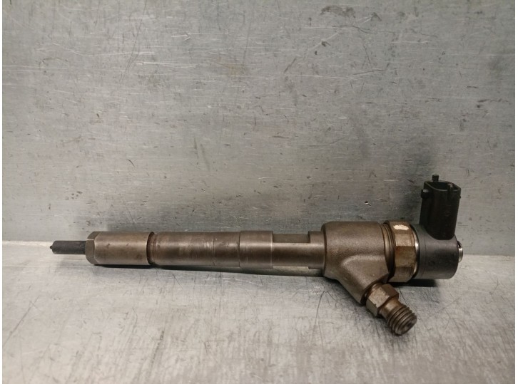 Replacement injector for Opel Corsa C 1.3 16V CDTi CAT (Z 13 DT / LN9) OEM IAM reference 0445110083 0445110083 BOSCH