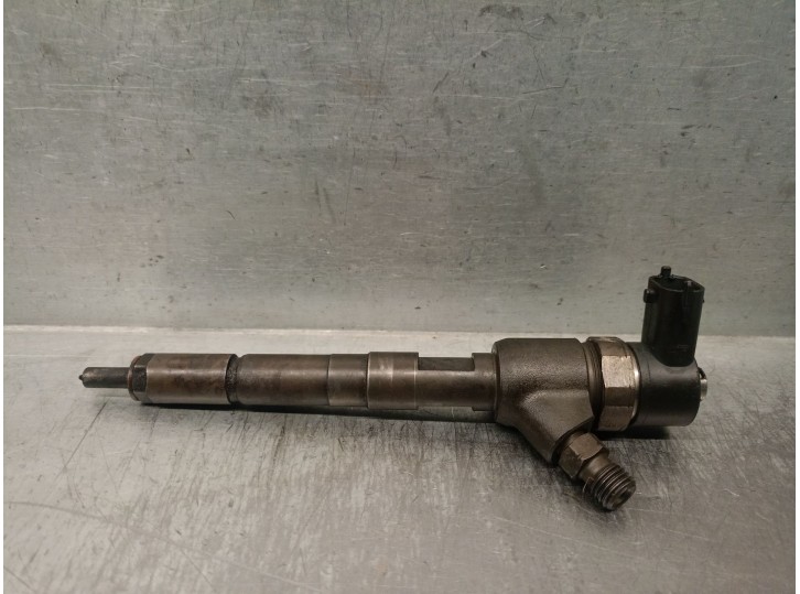 Replacement injector for Opel Corsa C 1.3 16V CDTi CAT (Z 13 DT / LN9) OEM IAM reference 0445110083 0445110083 BOSCH