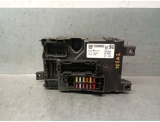 Recambio de caja reles / fusibles para opel corsa d 1.3 16v cdti referencia OEM IAM 13286032 