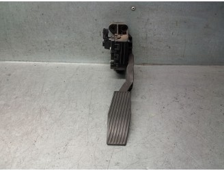 Recambio de potenciometro pedal para opel astra h ber. 1.7 16v cdti referencia OEM IAM 9157998 848003 