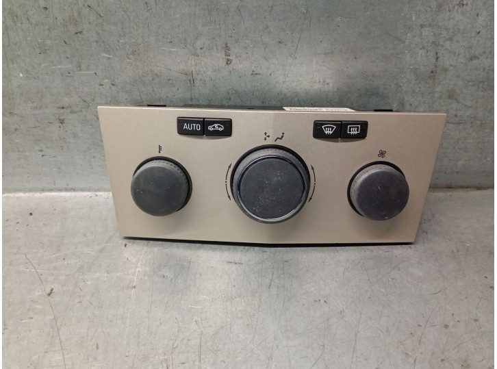 Recambio de mando climatizador para opel astra h ber. 1.7 16v cdti referencia OEM IAM 13274232 1822665 