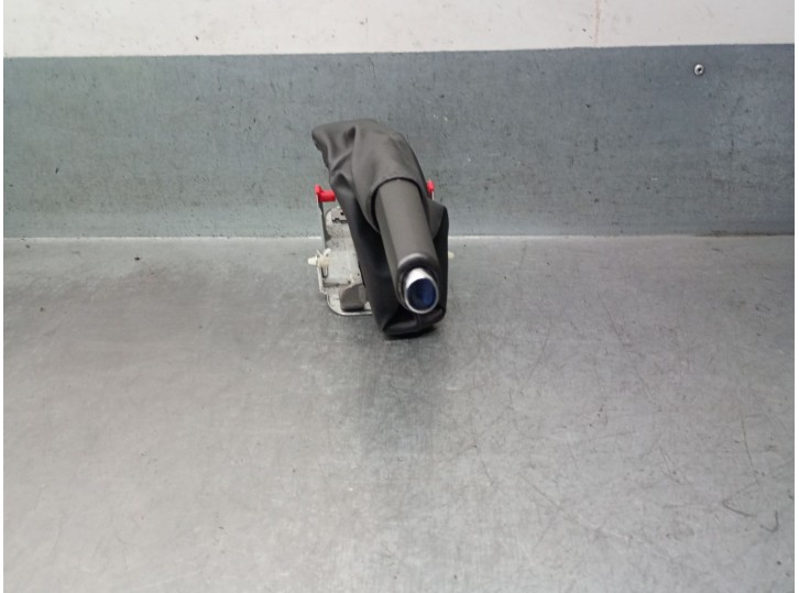 Recambio de palanca freno de mano para opel astra h ber. 1.7 16v cdti referencia OEM IAM 13237277 574122 