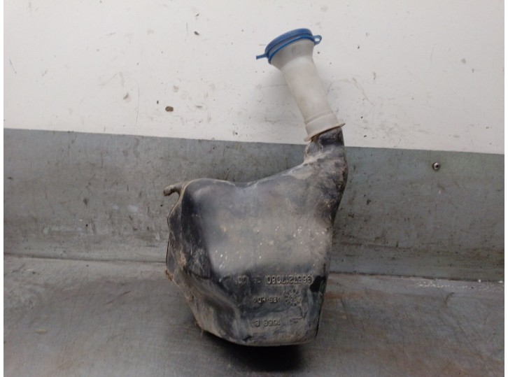 Recambio de deposito limpia para citroën saxo 1.4 referencia OEM IAM 9637217080 6431A0 